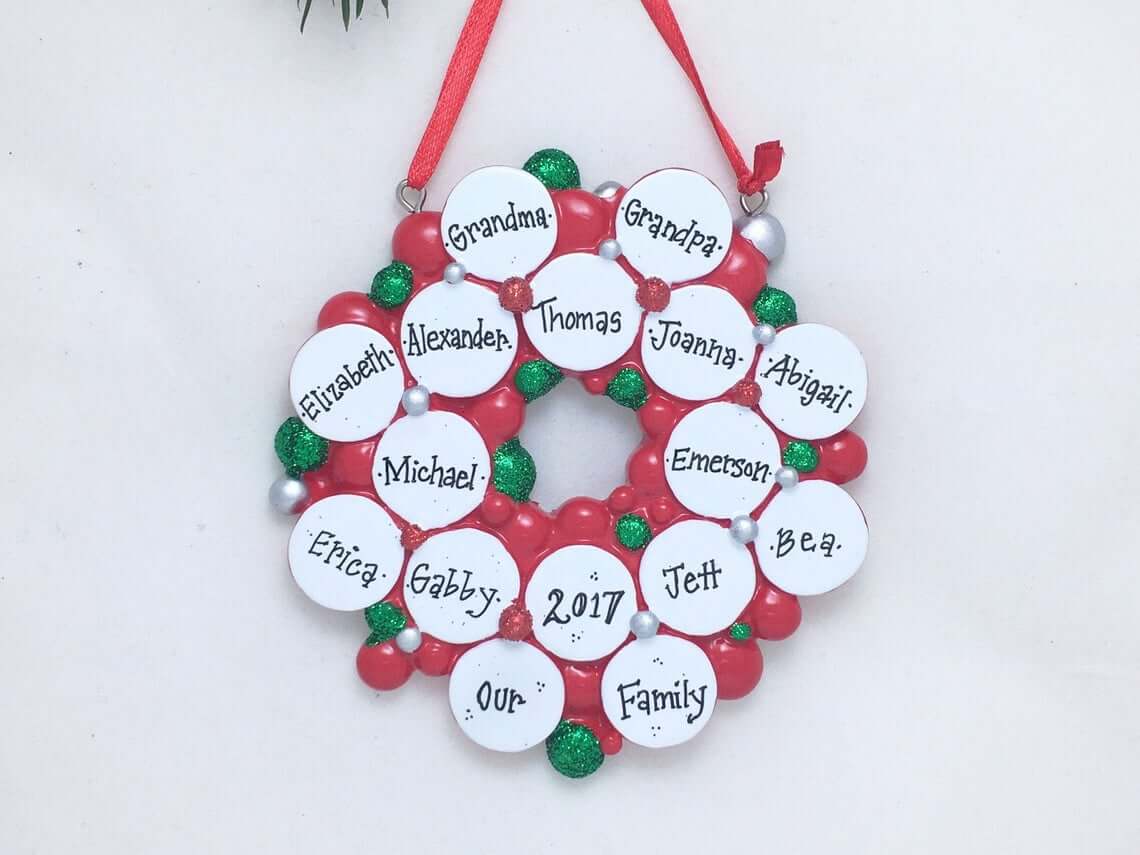 Grandparents Bauble Wreath Gift Featuring Grandchildren’s’ Names