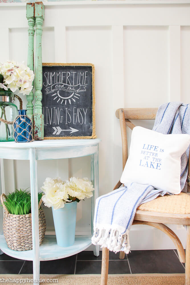 Delightful Coastal Farmhouse Sitting Area