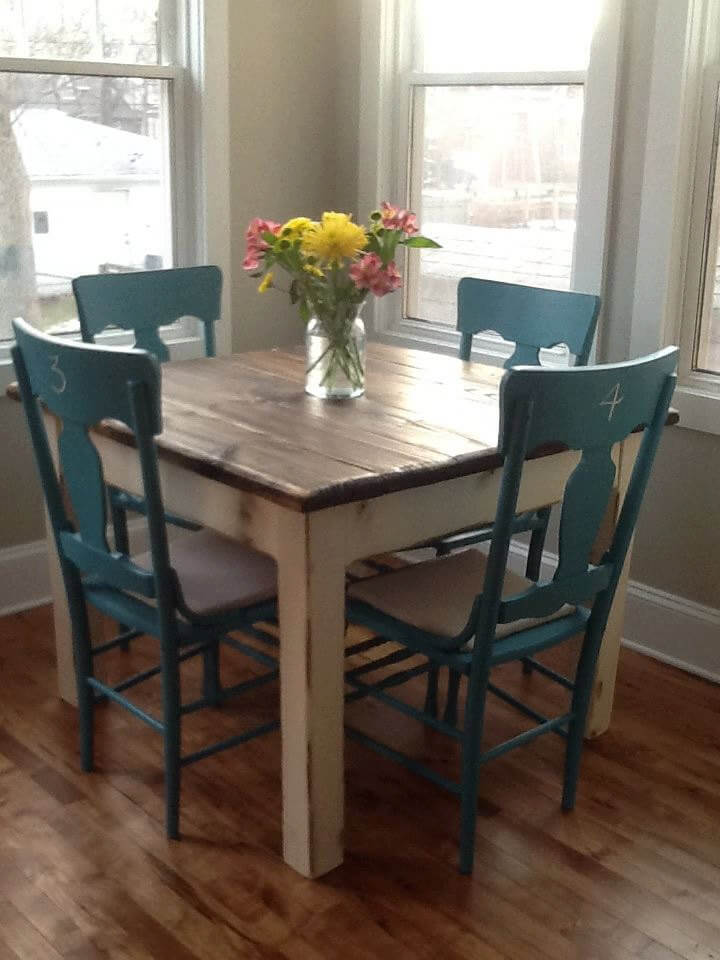 Rustic Farmhouse Breakfast Area Table