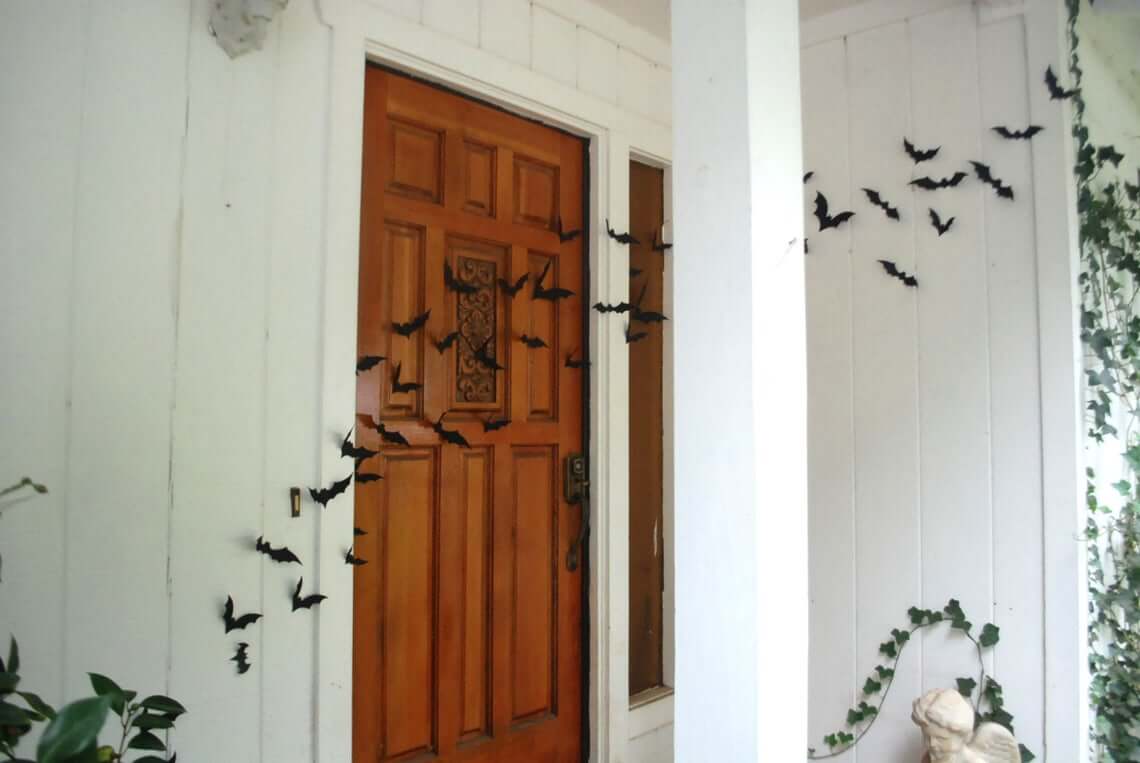 Bat Cloud Door Decor with Invisible Wire