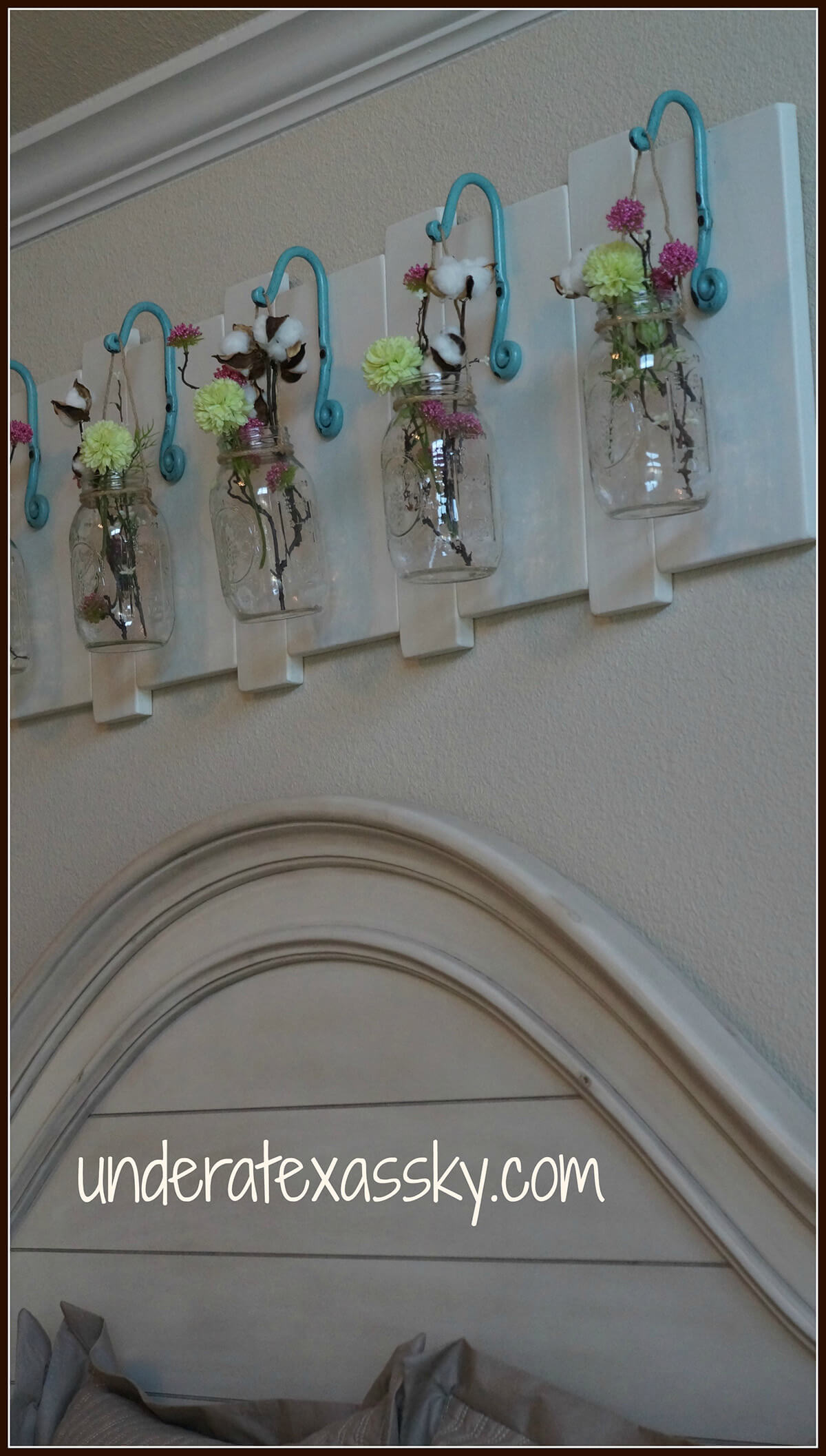 Hanging Hooked Mason Jar Vases