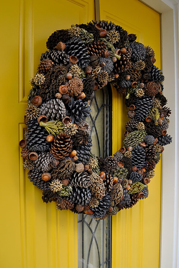 Tremendously Textured Fall and Winter Wreath