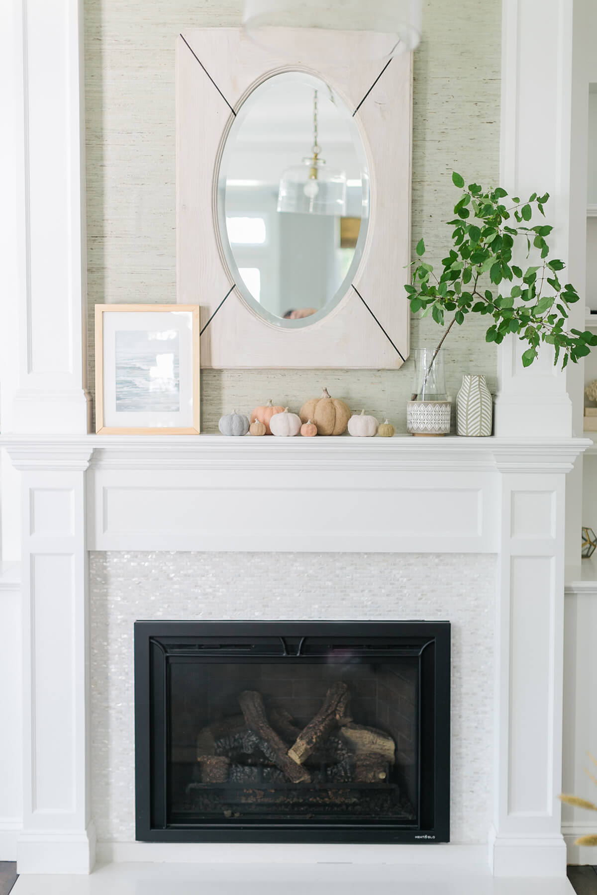 Fall Inspired Fireplace Mantle Décor