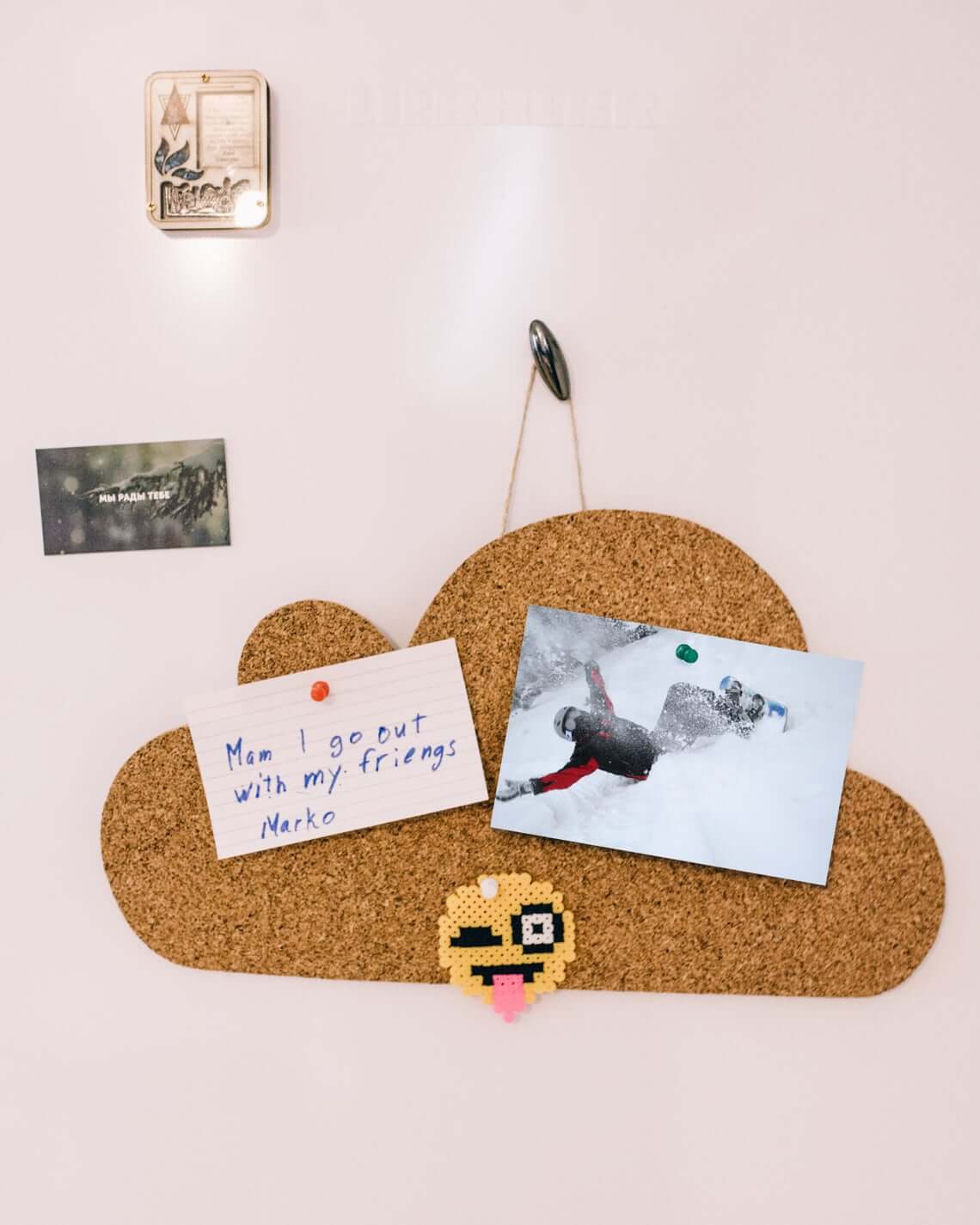 Adorable Decorative Cloud Cork Board