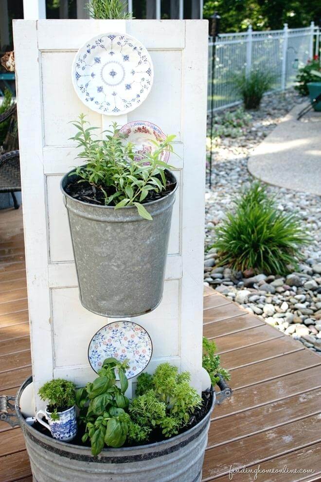 Useful Kitchen Herb Garden