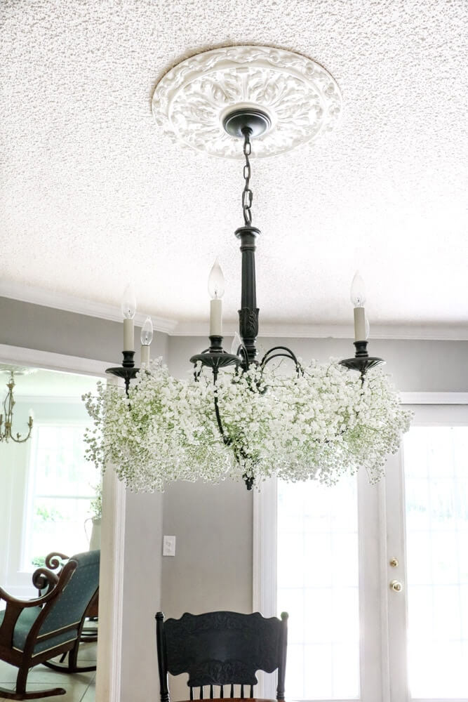 Unique Decorative Flower Chandelier Display