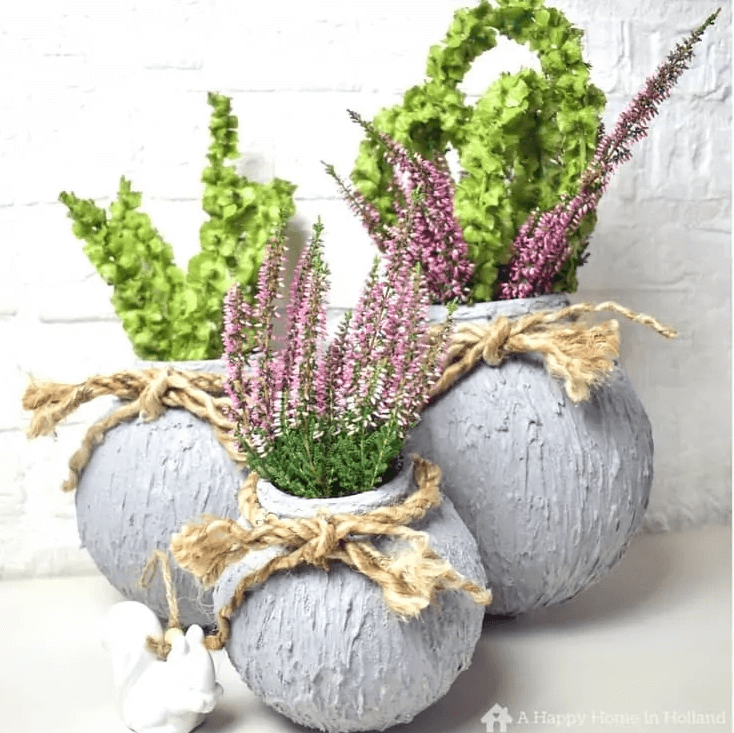 DIY Concrete Planter Vase for Outdoor Décor