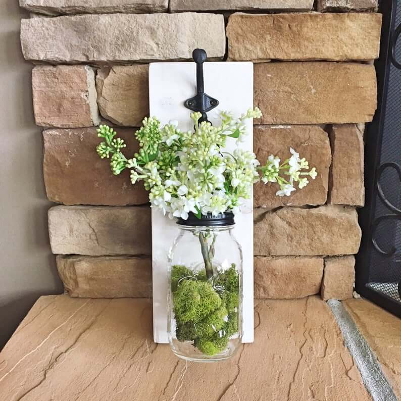 Black Accented Mason Jar Wall Hanger