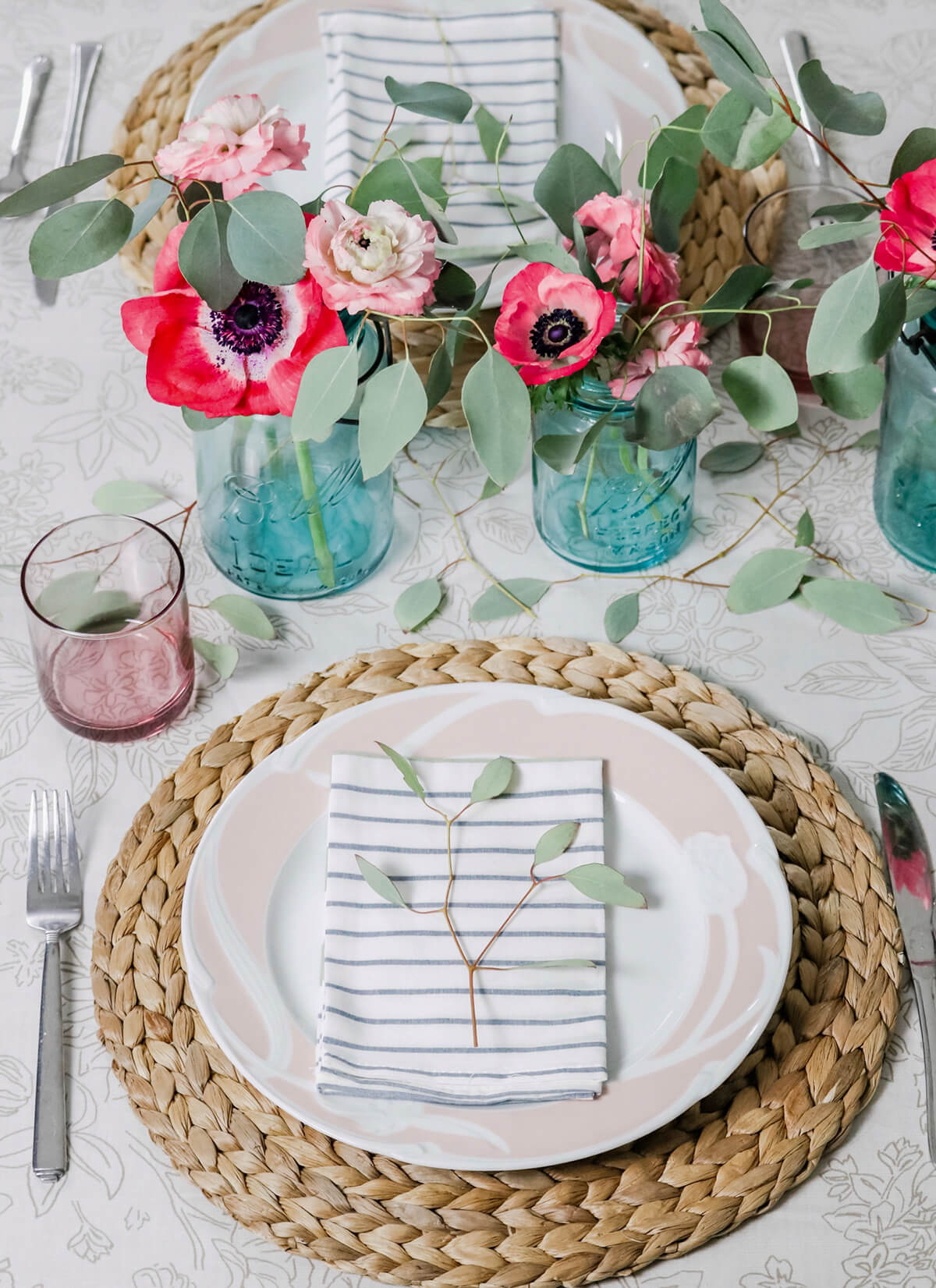 Farmhouse-Style Pink and Blue Summer Tablescape