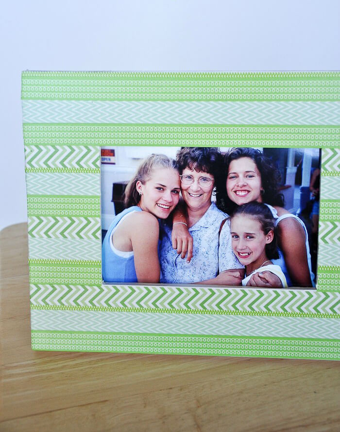 Cute and Simple Washi Tape Photo Frame