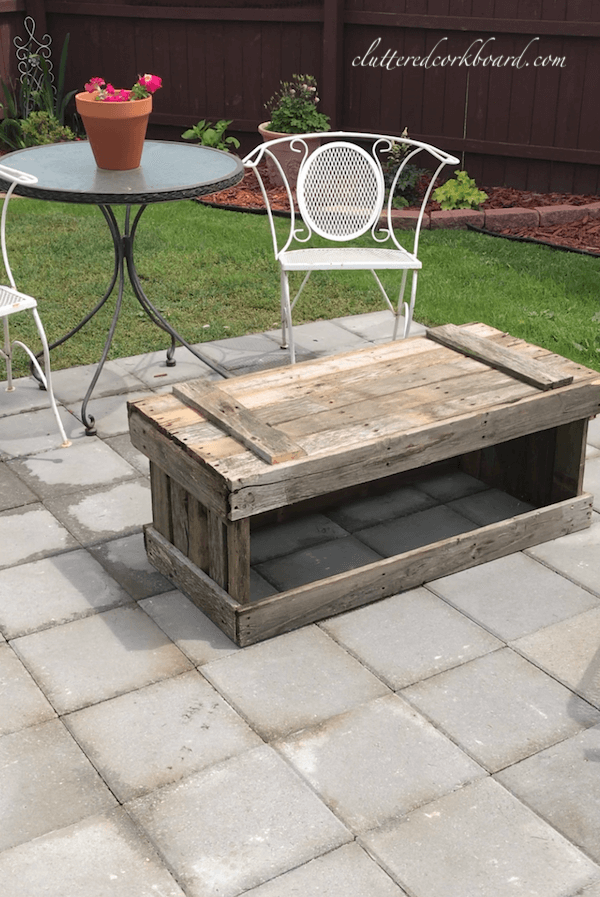 Distressed Wooden Outdoor Pallet Coffee Table