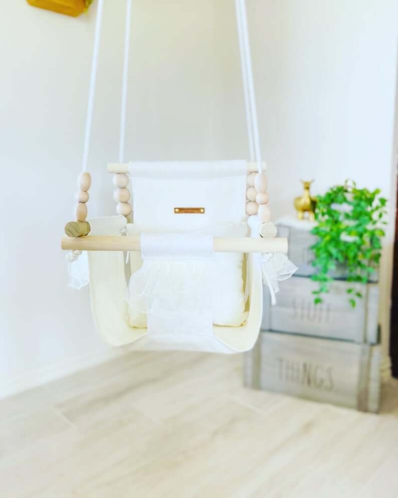 Modern Yet Beautiful Baby Swings