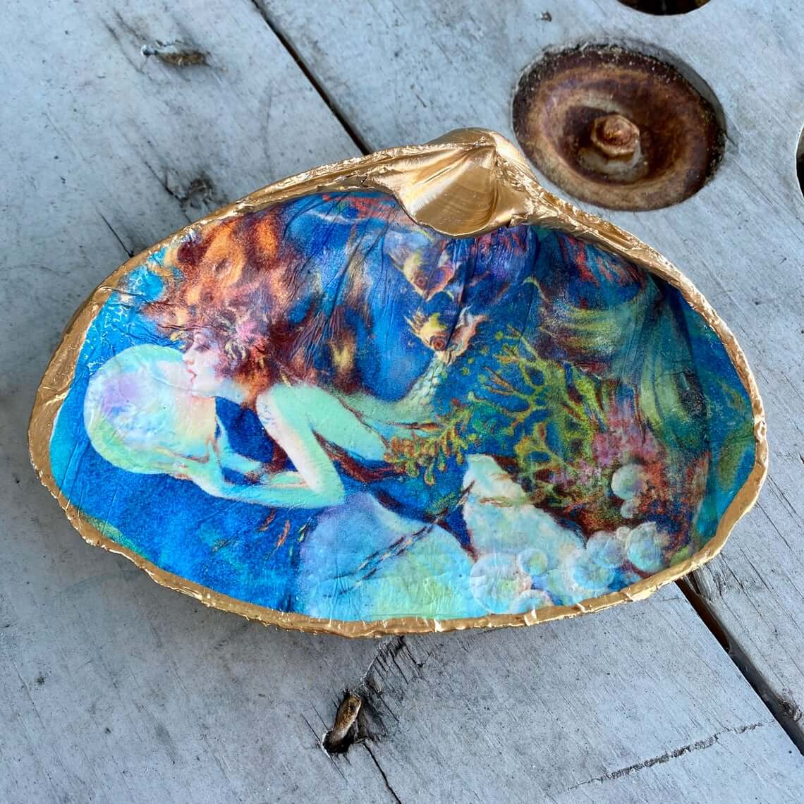 Amazing Mermaid Themed Shell Antiquity