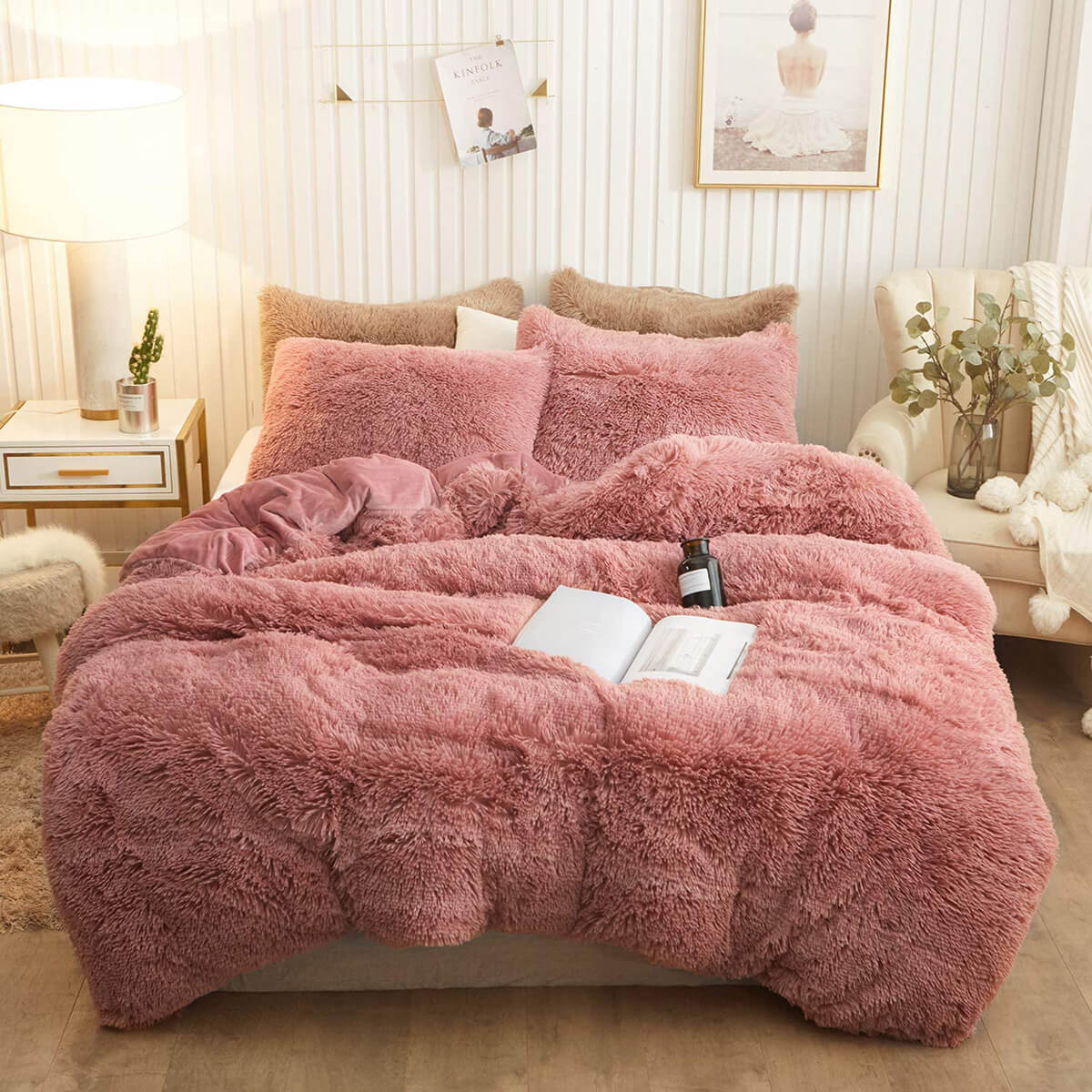 Fabulous Faux Fur Soft and Shaggy Duvet