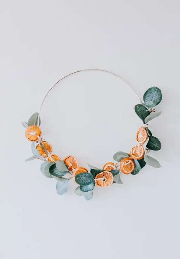 Easy DIY Orange Slice Hoop Wreath