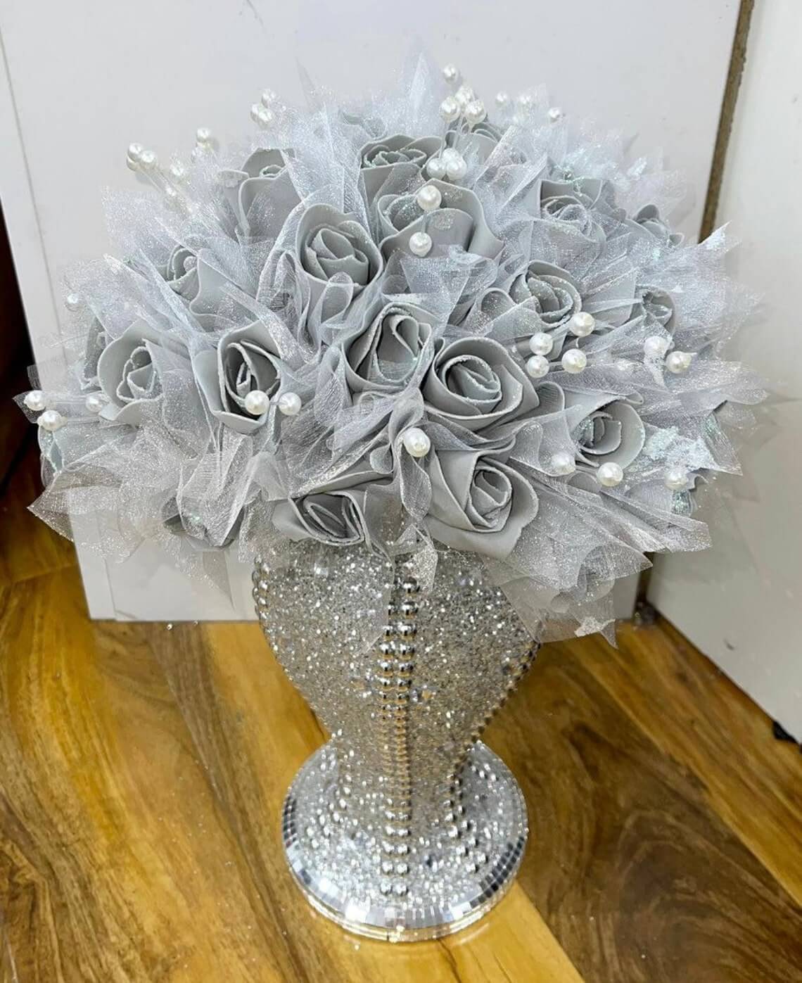 Crushed Diamond Vase with Silver Flowers