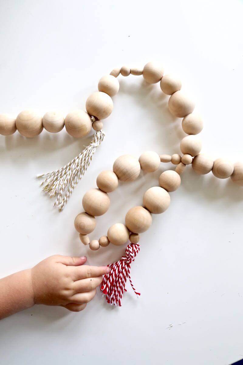 Scandinavian Scalloped Wood Bead Garland