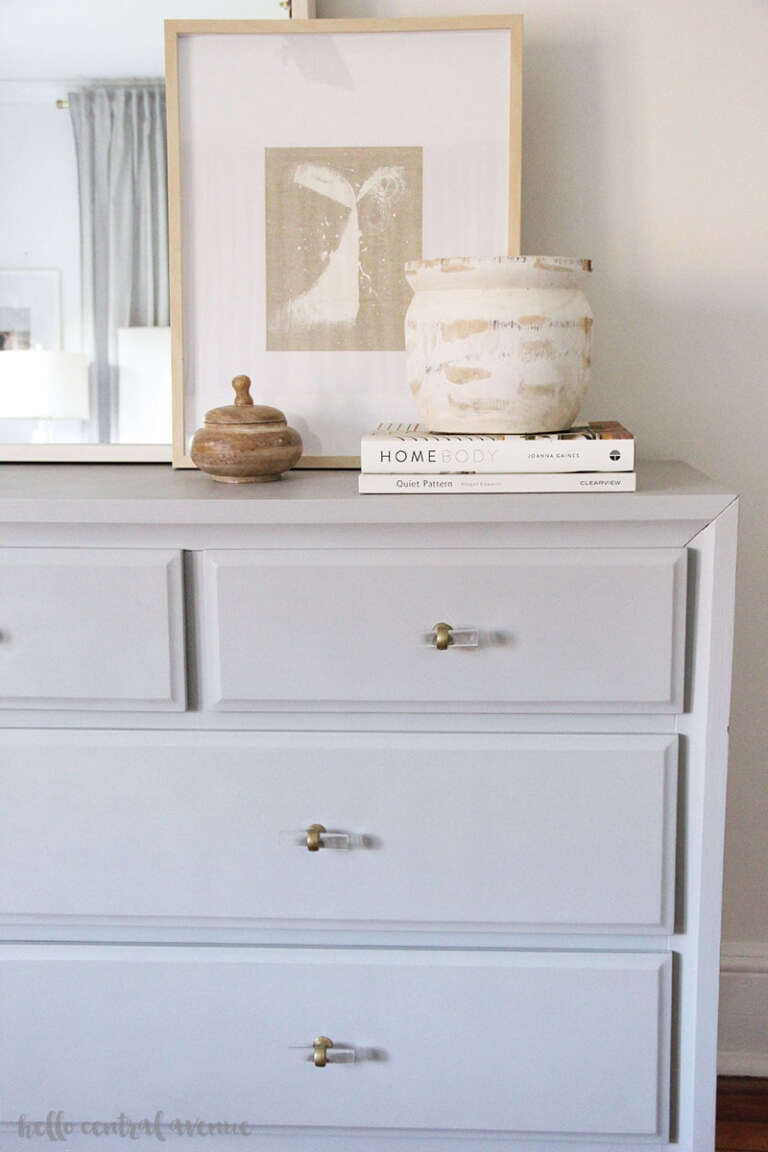 Cool Pastel Themed Dresser Design