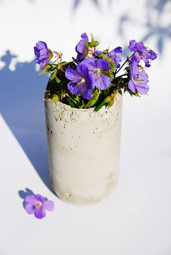 Easy Minimalist Concrete Vase Planter