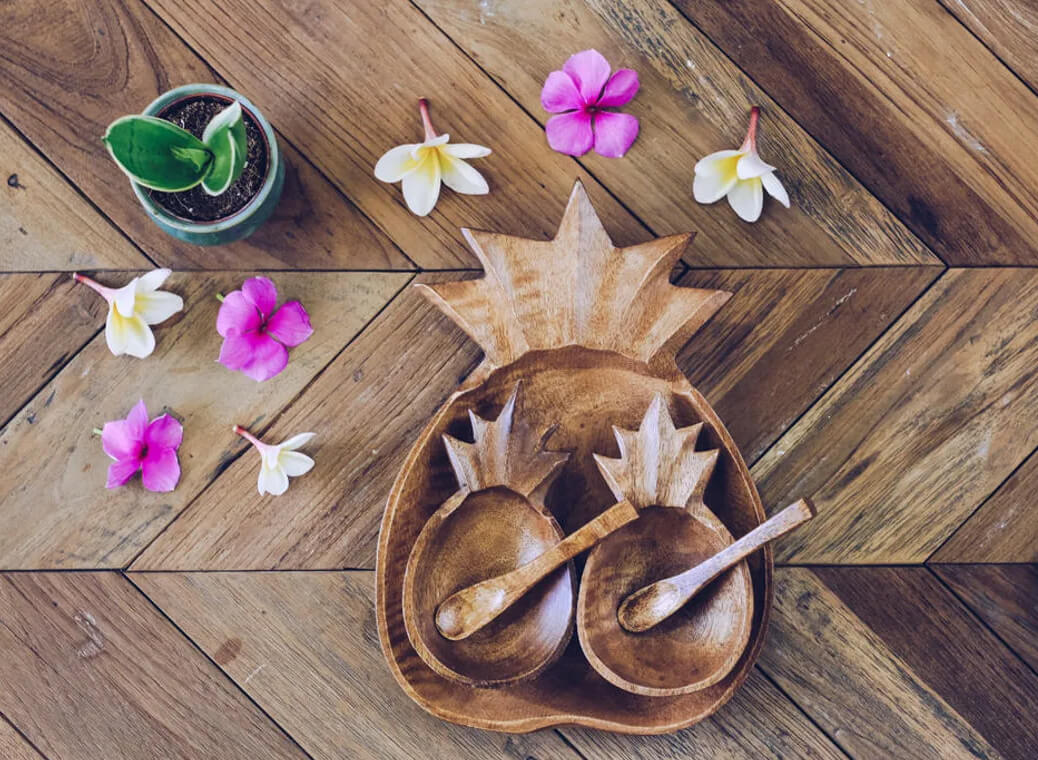 Pineapple Shaped Bowls and Tray Set