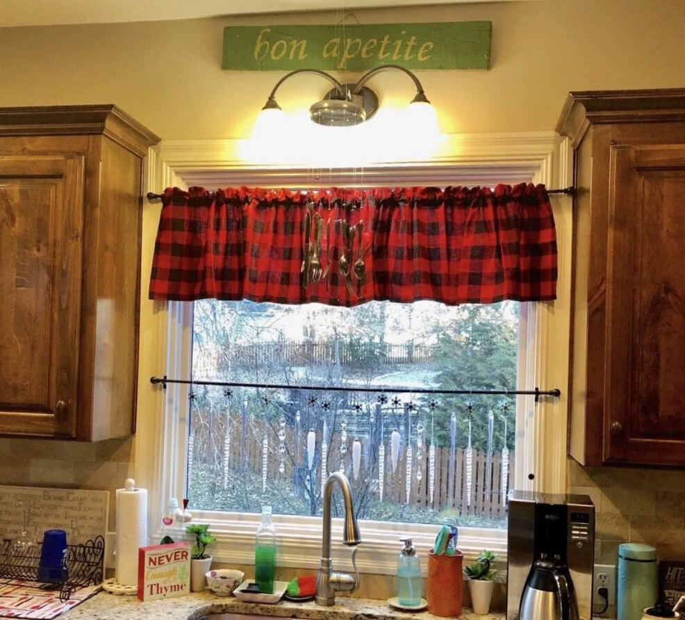 Red Buffalo Plaid Farmhouse Christmas Curtain Design