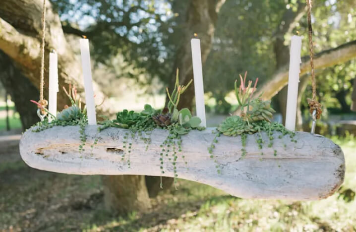 Stunning DIY Driftwood Candelabra Design